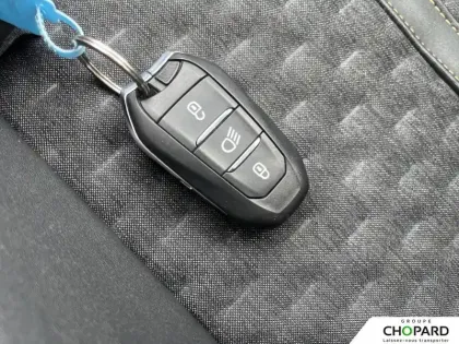 Photo 11 Peugeot 3008  Hybrid 225 e-EAT8