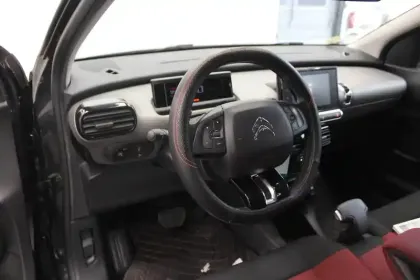 Photo 14 Citroën C4  Cactus BlueHDi 100 S&S ETG6