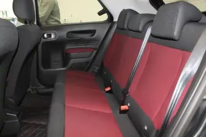 Photo 11 Citroën C4  Cactus BlueHDi 100 S&S ETG6