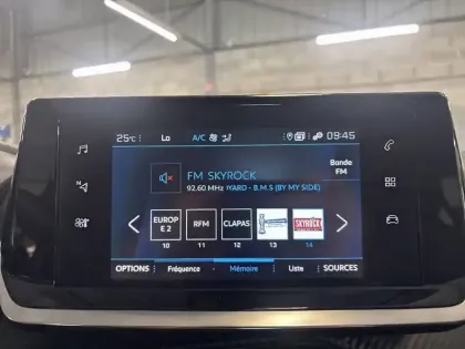 Photo 22 Peugeot 208  PureTech 100 S&S BVM6