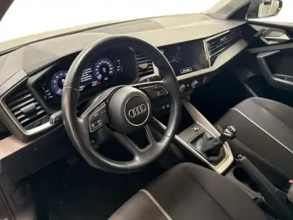 Photo 8 Audi A1 30 TFSI 116 ch BVM6 Design
