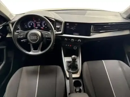 Photo 7 Audi A1 30 TFSI 116 ch BVM6 Design