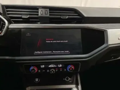 Photo 9 Audi Q3 35 TFSI 150 ch S tronic 7 Design