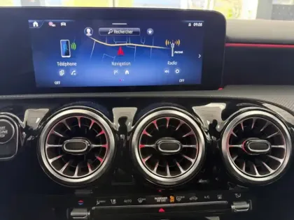 Photo 18 Mercedes Classe A 250 e Hybrid EQ AMG Line