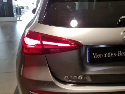 Photo 32 Mercedes Classe A 180 d Progressive Line