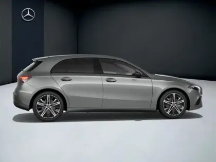 Photo 16 Mercedes Classe A 180 d Progressive Line