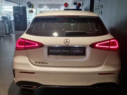 Photo 33 Mercedes Classe A 250 e AMG Line