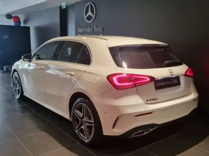Photo 32 Mercedes Classe A 250 e AMG Line