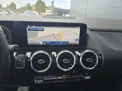Photo 38 Mercedes GLA 250 e Hybrid EQ Business Line