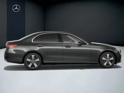 Photo 16 Mercedes Classe C  300 e Hybrid EQ Berli