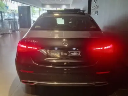 Photo 23 Mercedes Classe C  300 e Hybrid EQ Berli