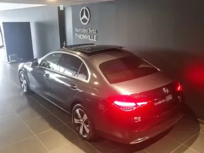 Photo 29 Mercedes Classe C  300 e Hybrid EQ Berli