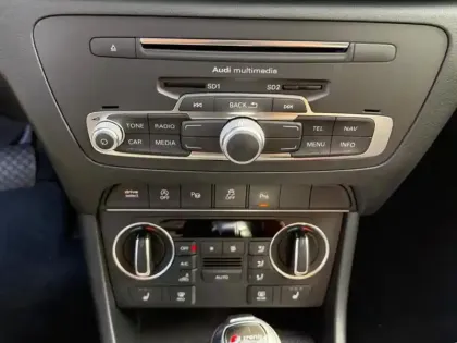 Photo 19 Audi Q3 2.0 TDI 150 S Line S-tronic7 Q
