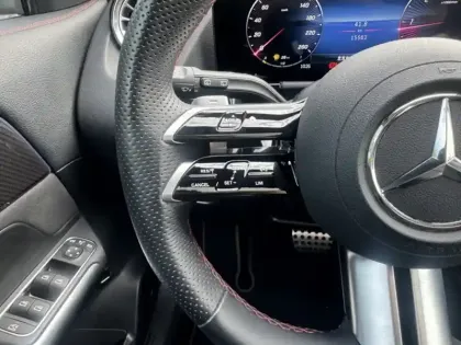 Photo 11 Mercedes GLA 200 d AMG Line