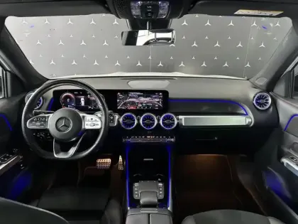 Photo 30 Mercedes GLB 220 d 4MATIC AMG Line