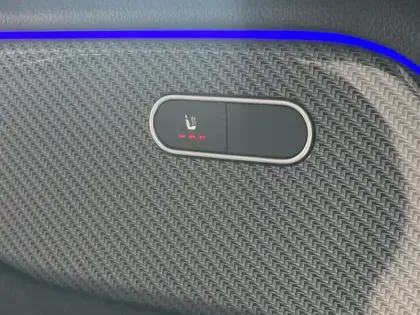 Photo 37 Mercedes GLB 220 d 4MATIC AMG Line