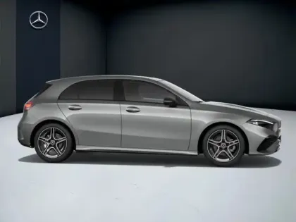Photo 15 Mercedes Classe A 180 d AMG Line
