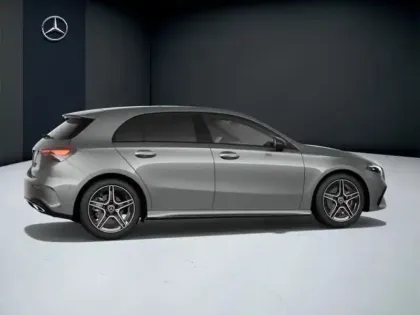 Photo 17 Mercedes Classe A 180 d AMG Line