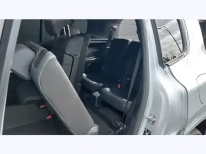 Photo 12 Mercedes GLB 200 