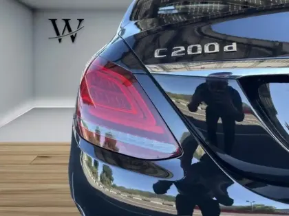 Photo 13 Mercedes Classe C  200 d Berline AMG Lin