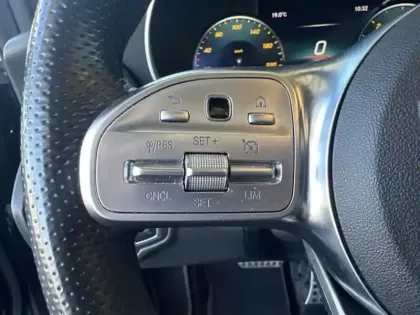 Photo 18 Mercedes Classe C  200 d Berline AMG Lin