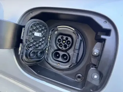 Photo 34 Mercedes GLE 350 de 4MATIC AMG Line