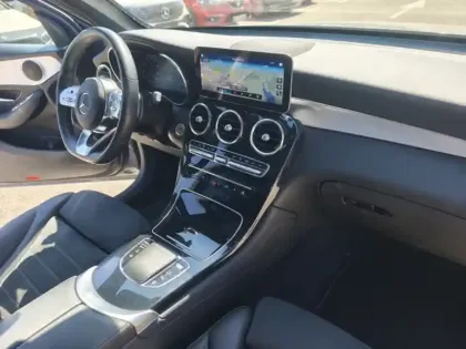 Photo 12 Mercedes GLC  300de 4MATIC SUV AMG Line