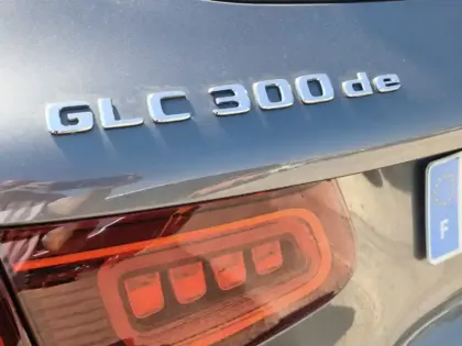 Photo 18 Mercedes GLC  300de 4MATIC SUV AMG Line