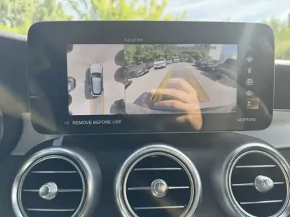 Photo 19 Mercedes GLC  300e 4MATIC SUV AMG Line
