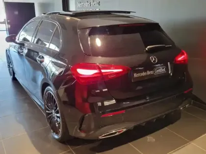 Photo 13 Mercedes Classe A 200 d AMG Line