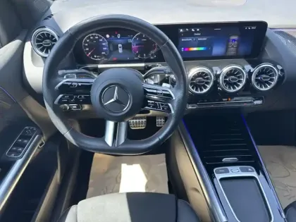 Photo 9 Mercedes Classe B 200 d AMG Line