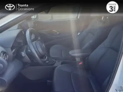 Photo 10 Toyota Yaris  130h Première 5p MC24
