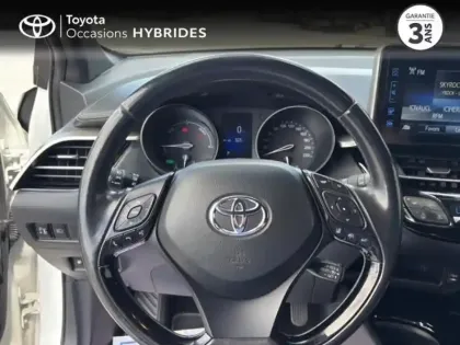 Photo 8 Toyota C-HR  122h Design 2WD E-CVT RC18
