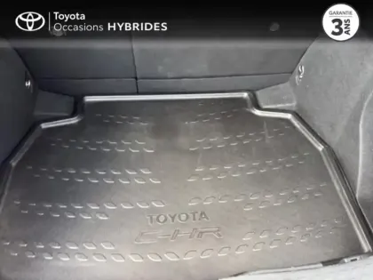 Photo 9 Toyota C-HR  122h Design 2WD E-CVT RC18