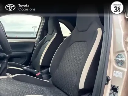 Photo 10 Toyota Aygo X  1.0 VVT-i 72ch Design MY23