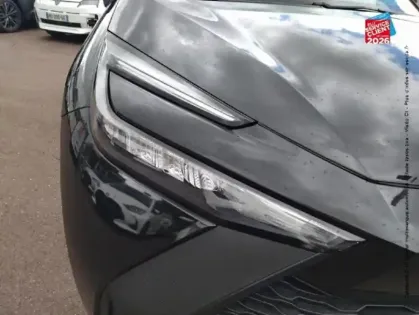 Photo 12 Toyota C-HR  1.8 Hybride 140ch Design MY25