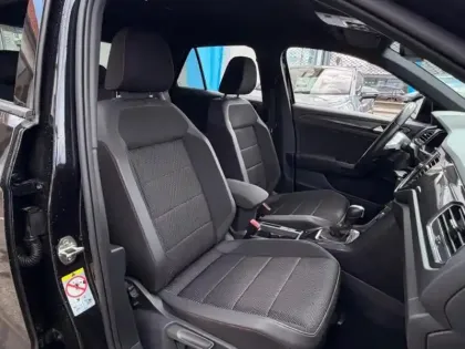 Photo 5 Volkswagen T-roc  1.5 TSI EVO 150ch Carat DSG7 S&S