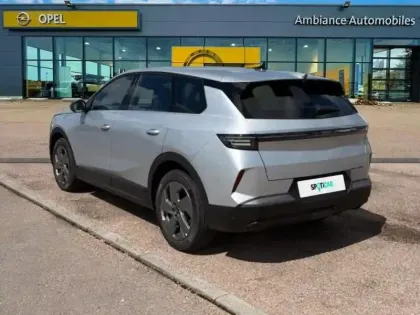 Photo 9 Opel Grandland  1.2 Turbo Hybrid 145ch Edition e-DCT6