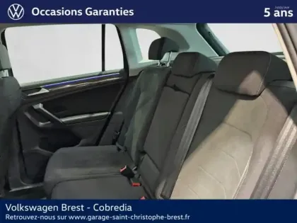 Photo 8 Volkswagen Tiguan  2.0 TDI 150ch Elegance DSG7