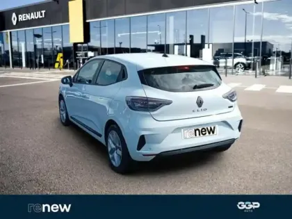 Photo 5 Renault Clio  1.6 E-Tech 145ch full hybrid Evolution - 24