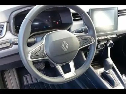 Photo 13 Renault Clio  1.6 E-Tech 145ch full hybrid Evolution - 24