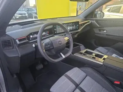Photo 14 Opel Grandland  1.2 Turbo Hybrid 145ch GS e-DCT6