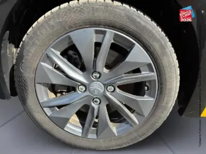 Photo 9 Peugeot 208  e- 136ch Allure