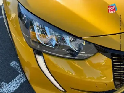 Photo 12 Peugeot 208  e- 136ch Allure