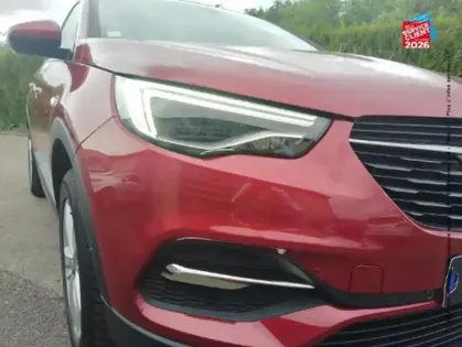 Photo 12 Opel Grandland X  1.2 Turbo 130ch Elegance Business BVA8 GPS Camera