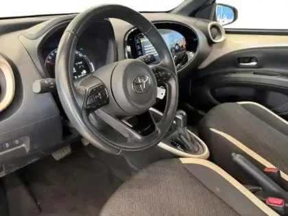 Photo 13 Toyota Aygo  X 1.0 VVT-i 72ch Design S-CVT