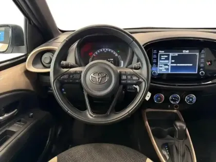 Photo 10 Toyota Aygo  X 1.0 VVT-i 72ch Design S-CVT