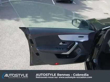 Photo 13 Mercedes CLA  180 d 116ch AMG Line 7G-DCT