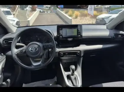 Photo 12 Toyota Yaris  116h Dynamic Business 5p + Programme Beyond Zero Academy MY22