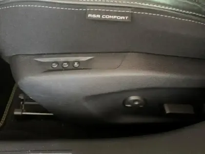 Photo 11 Peugeot 308  1.2 130 GT Pack EAT8 Toit Pano Cuir Napa Camera 360